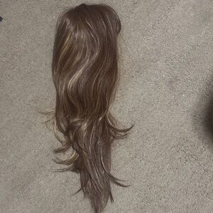 Elegant Brown/Red Wig